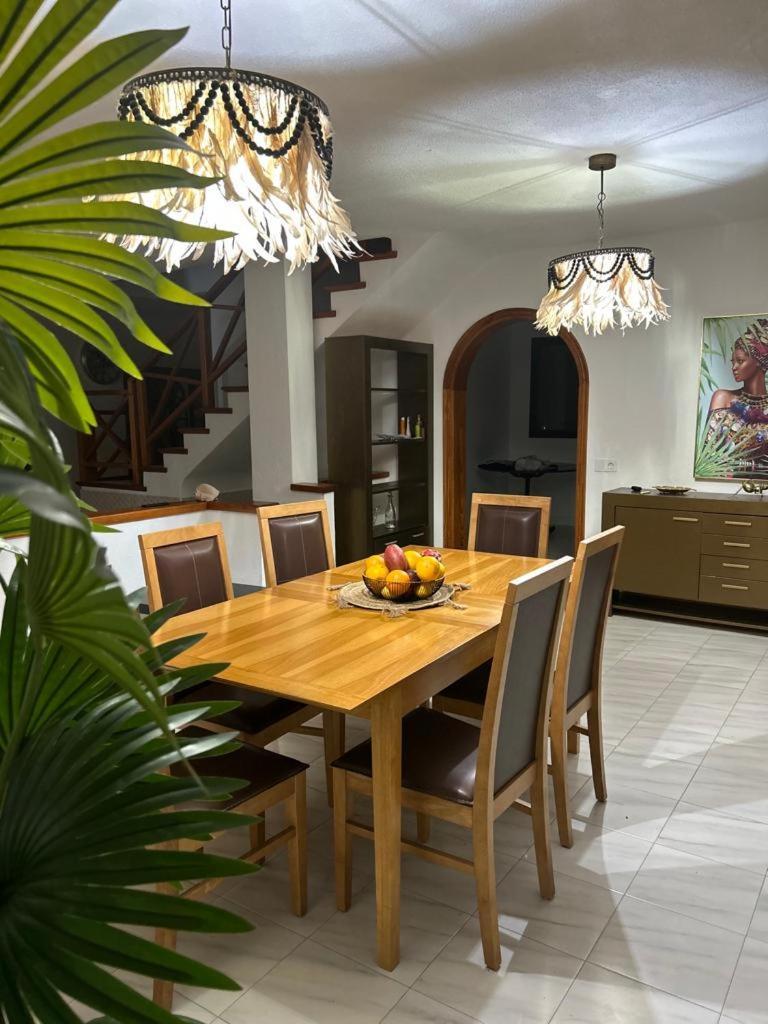 Villa Natali ,Luxury 3-Levels Large Villa On Tenerife, Ocean View, Private Poo L& Barbecue Area Costa Adeje  ภายนอก รูปภาพ
