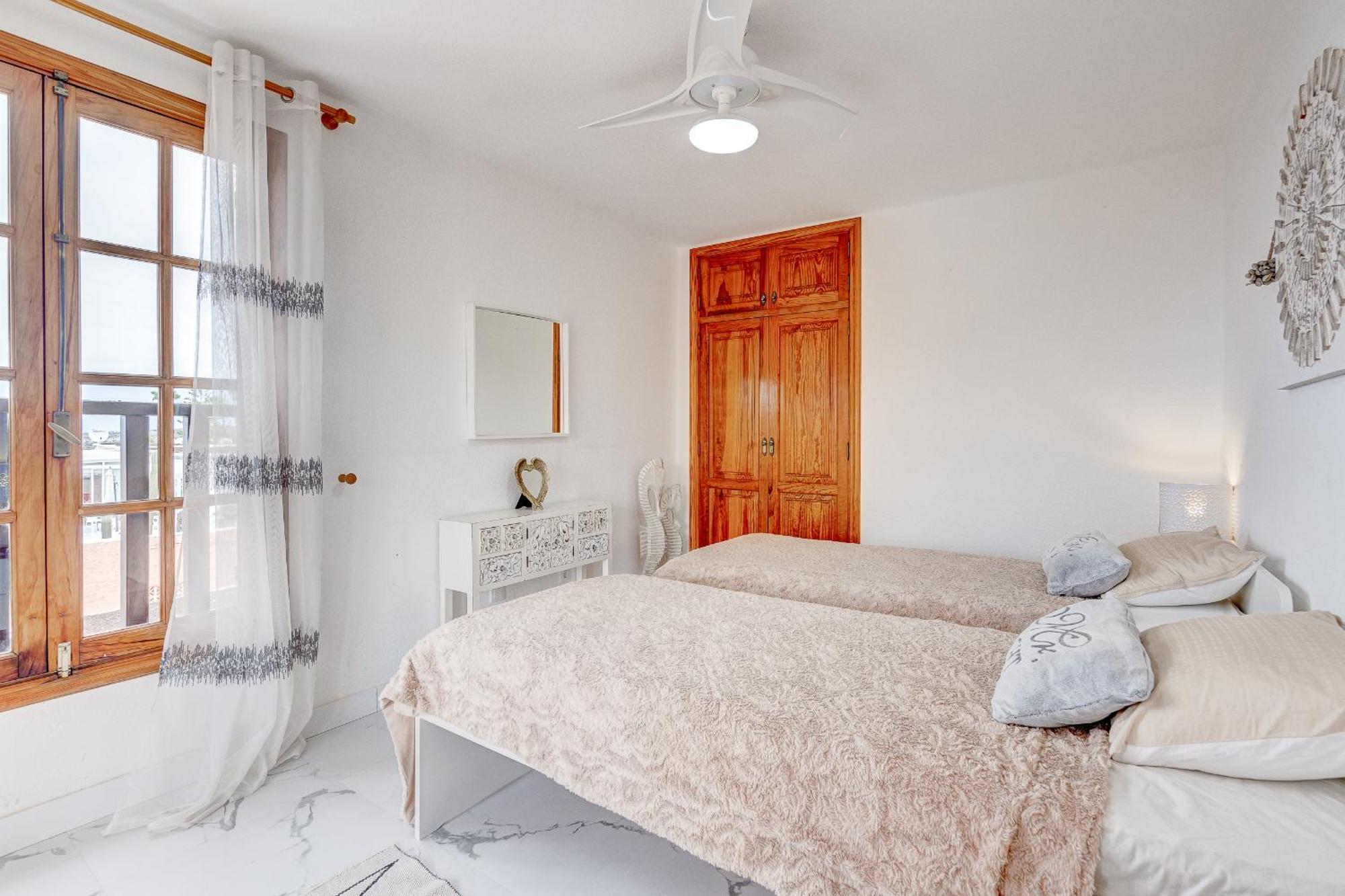 Villa Natali ,Luxury 3-Levels Large Villa On Tenerife, Ocean View, Private Poo L& Barbecue Area Costa Adeje  ภายนอก รูปภาพ