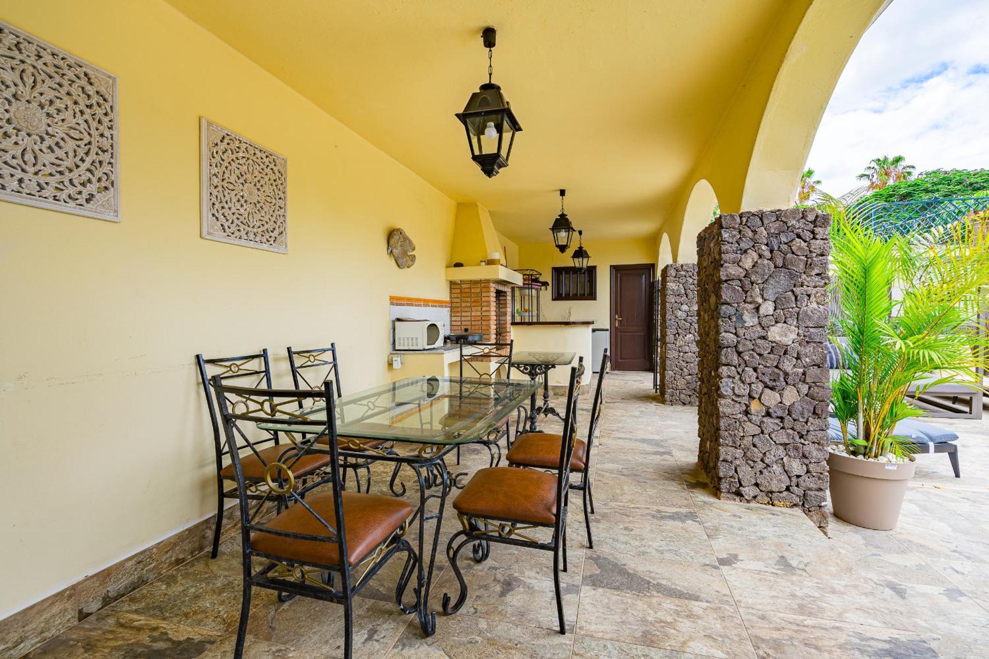 Villa Natali ,Luxury 3-Levels Large Villa On Tenerife, Ocean View, Private Poo L& Barbecue Area Costa Adeje  ภายนอก รูปภาพ